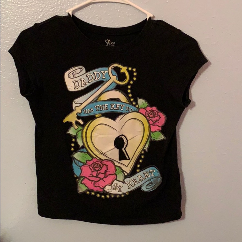 Kids graphic top